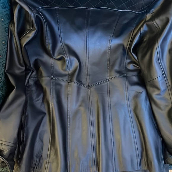 Women’s leather jacket. - Picture 7 of 11